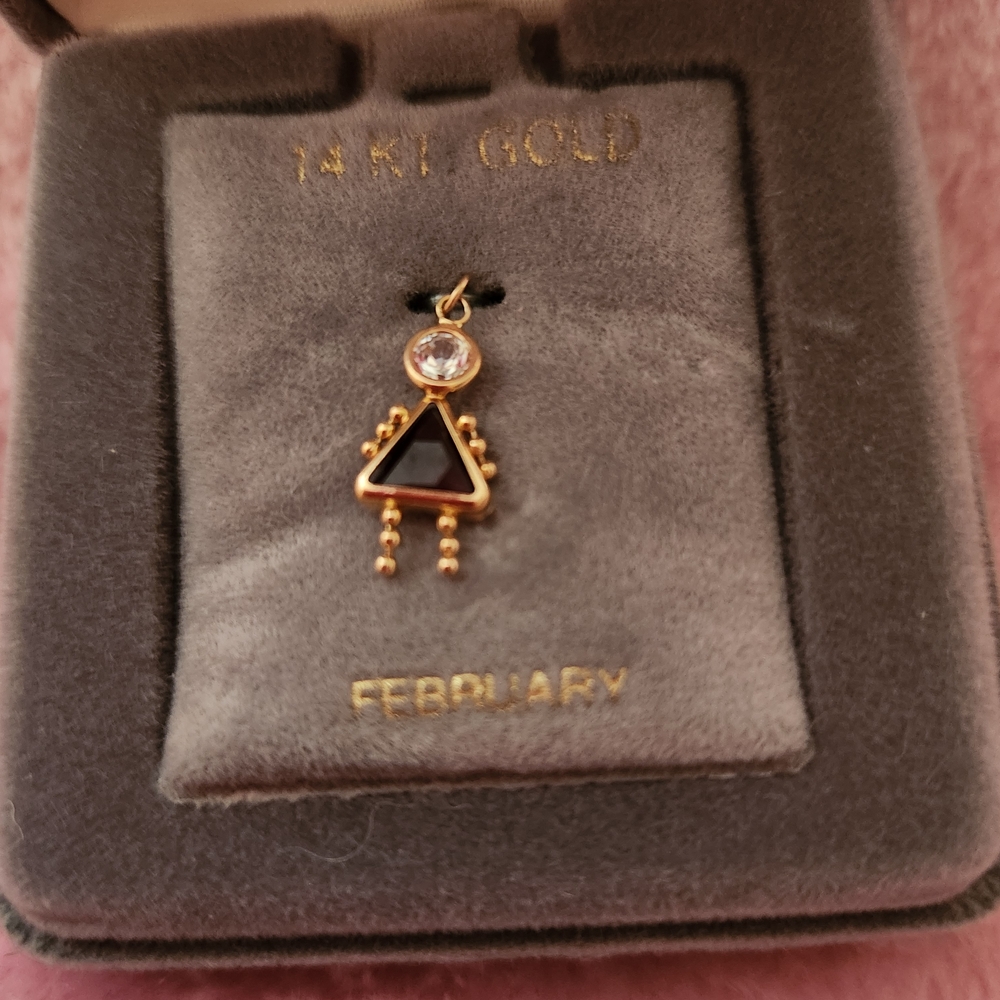 Gold and Black Triangle Pendant Feb. Birthstone 14K ☆ Rare Find